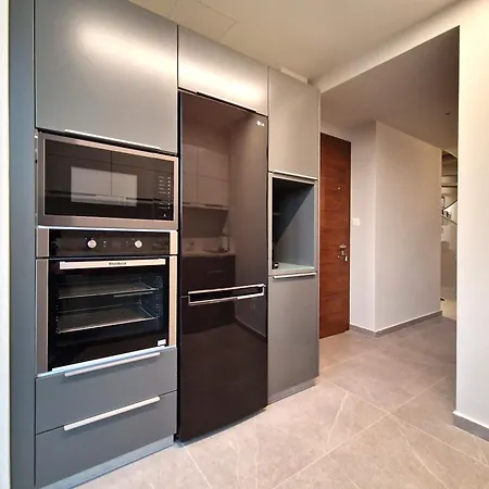 Aeon Residences - In The Heart Of Holiday home *