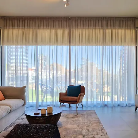Aeon Residences - In The Heart Of パ フォス