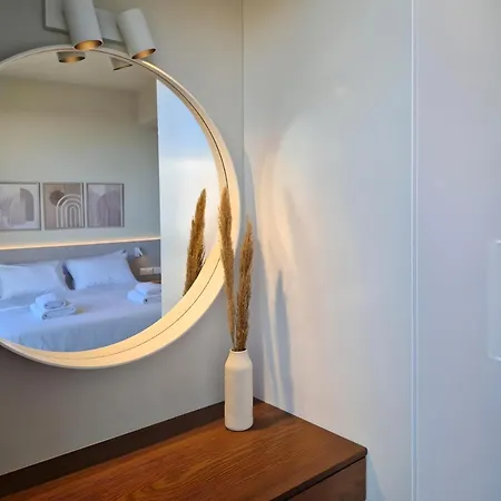 Aeon Residences - In The Heart Of * パ フォス