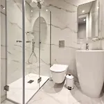 Aeon Residences - In The Heart Of Hébergement de vacances *
