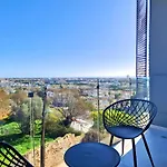 Aeon Residences - In The Heart Of *