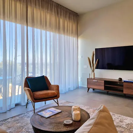 Aeon Residences - In The Heart Of