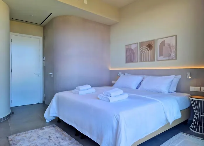 Aeon Residences - In The Heart Of Nyaraló Paphos