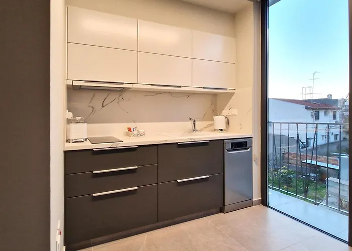 Vakantiehuis Aeon Residences - In The Heart Of