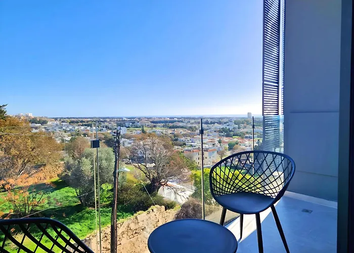 Aeon Residences - In The Heart Of *